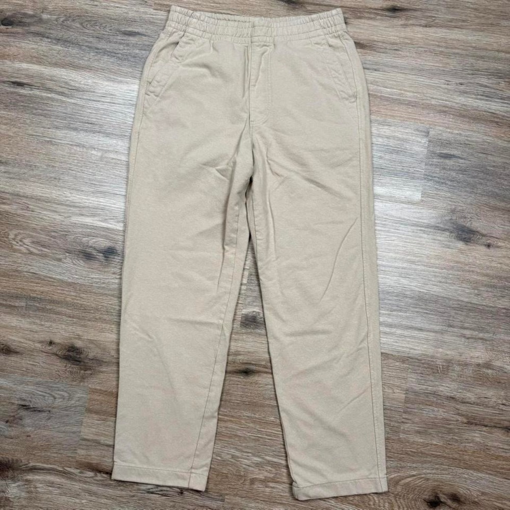 basic tan uniqlo pants